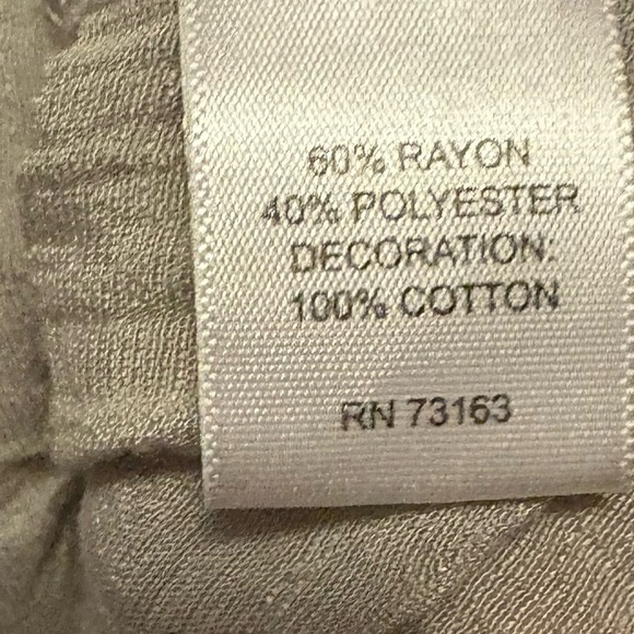 Spease Sage Green Hi-Lo Lightweight Sleeveless Top Size 1X - Picture 5 of 8